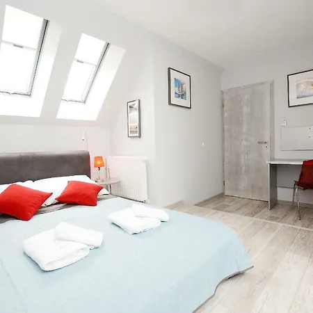 Appartamento Apartament Kapitanski- 100m Od Plazy *