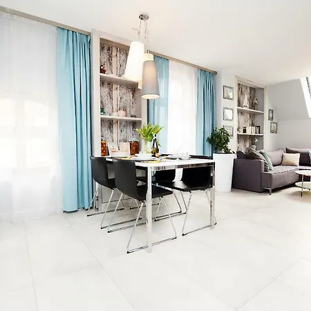 Appartamento Apartament Kapitanski- 100m Od Plazy *
