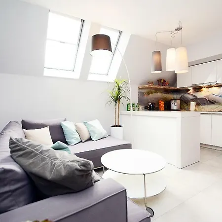 Appartamento Apartament Kapitanski- 100m Od Plazy
