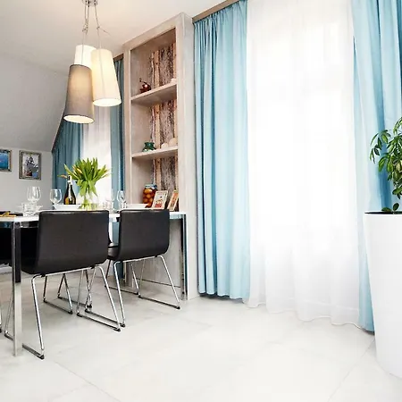 Appartamento Apartament Kapitanski- 100m Od Plazy